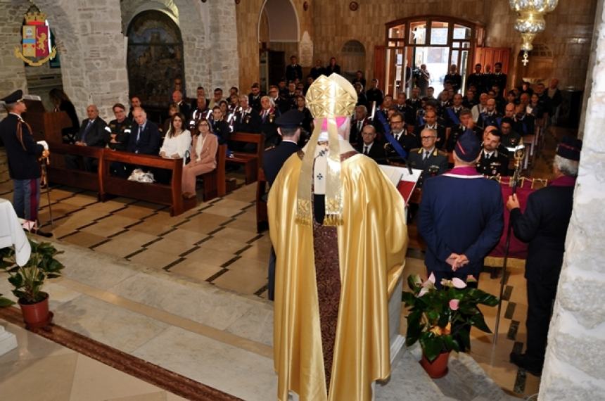 Messina, celebrato San Michele Arcangelo: patrono della polizia di Stato.  Messa solenne nella chiesa di S. Antonio Abate - Gazzetta del Sud