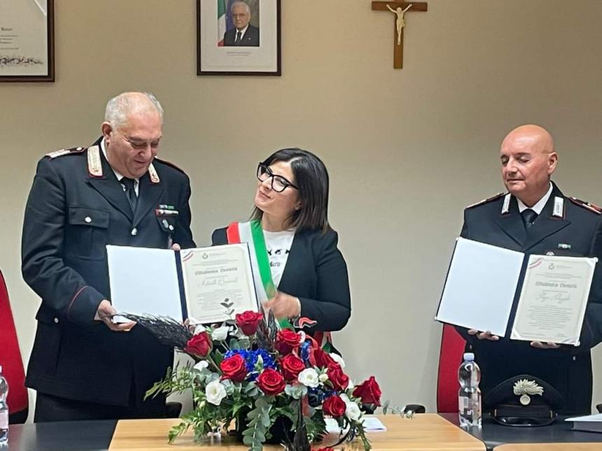 Conferita la cittadinanza di Roccaspinalveti ai carabinieri Carnevale e Palazzolo