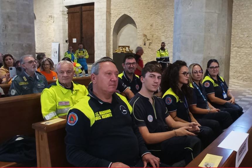 I volontari della Protezione civile di Casalbordino a Collemaggio per San Pio