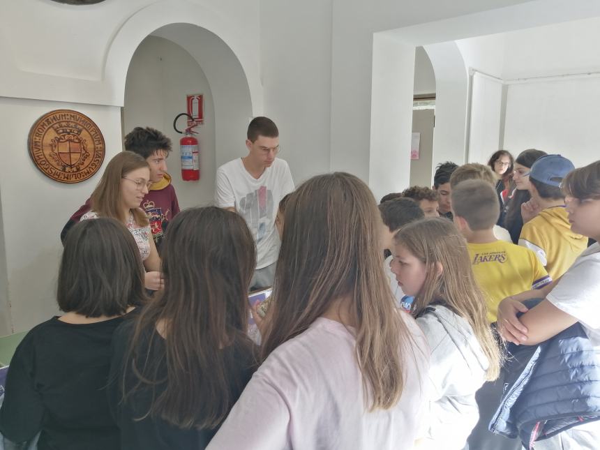 300 studenti vastesi in centro storico per i laboratori dedicati al pianeta Terra