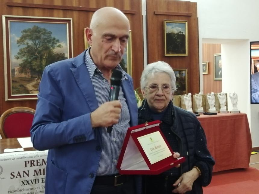 Premio San Michele: onore ai 6 insigniti e il commosso ricordo dedicato ad Elio Bitritto