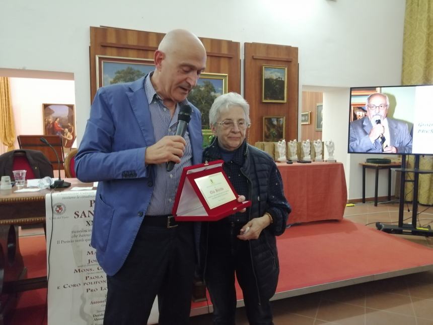 Premio San Michele: onore ai 6 insigniti e il commosso ricordo dedicato ad Elio Bitritto