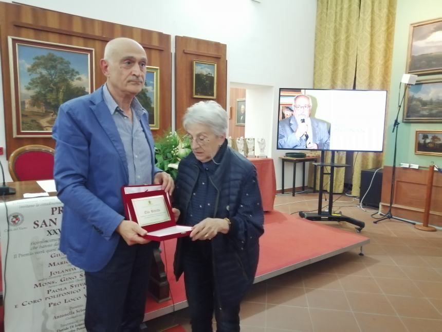 Premio San Michele: onore ai 6 insigniti e il commosso ricordo dedicato ad Elio Bitritto