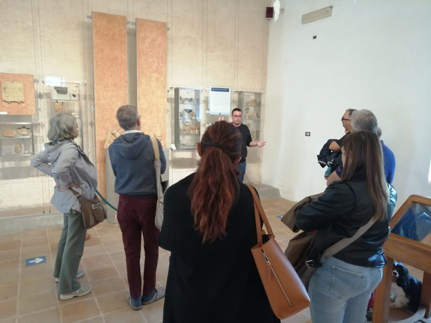 Visita alle iscrizioni funerarie del Museo Archeologico: "A Vasto 5 necropoli"