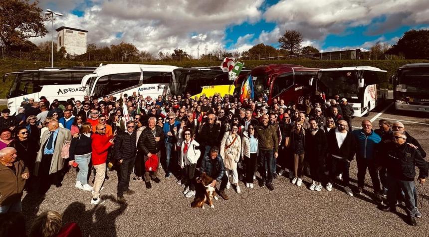 "Oltre 500 abruzzesi alla manifestazione del Pd a Roma, in tanti dal Vastese"