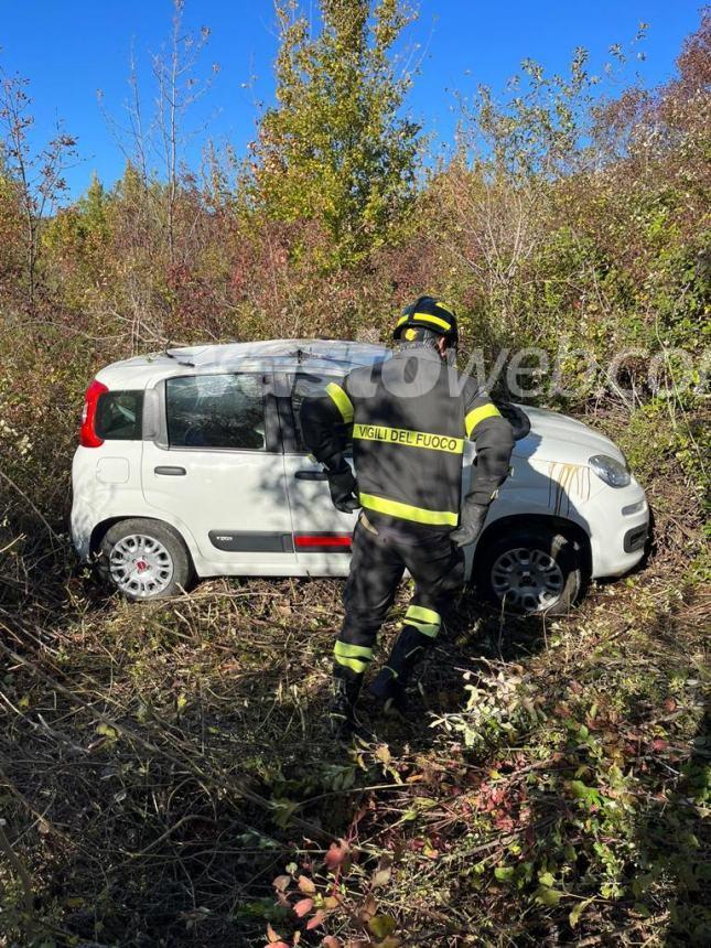 85enne finisce in una scarpata con l' auto a Schiavi di Abruzzo e muore