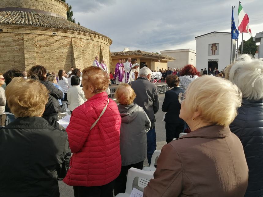 Messa per i defunti, Forte: "Entrerà nella gioia del cielo solo chi avrà amato"