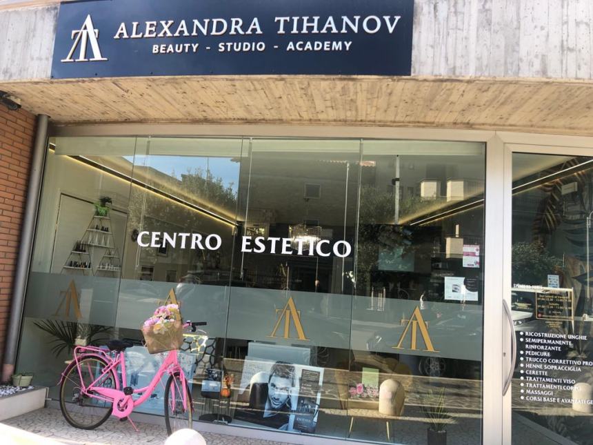 A San Salvo il centro estetico di Alexandra Tihanov compie un anno: “Un sogno”