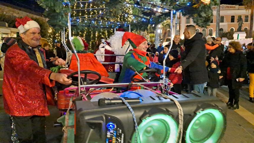 Carovana di Babbo Natale a Termoli 