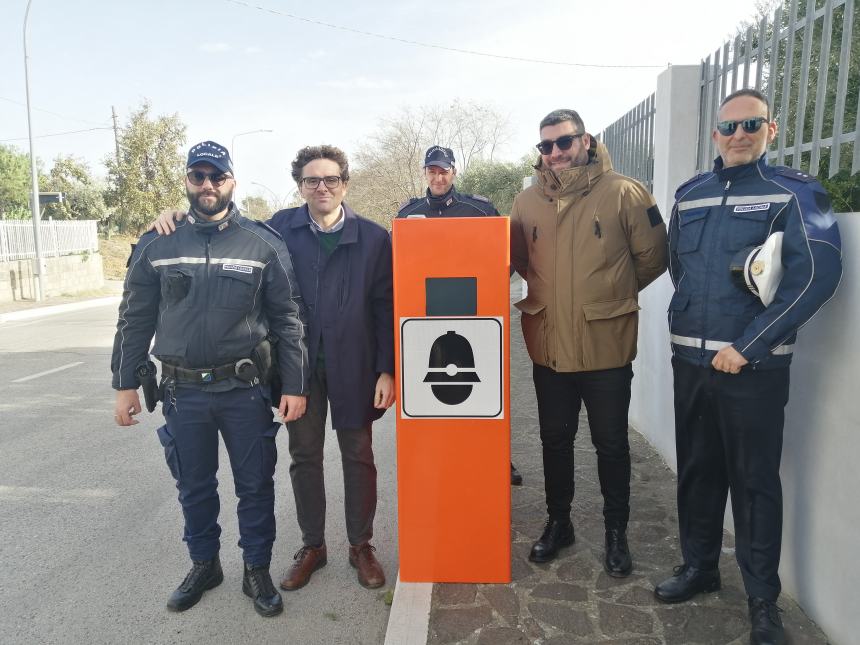 Installato a Sant'Onofrio il primo dei 6 box dissuasori previsti a Vasto: "Già operativo" 