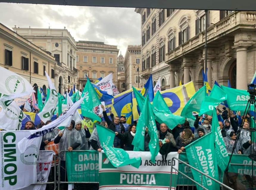 Medici molisani in sciopero a Roma