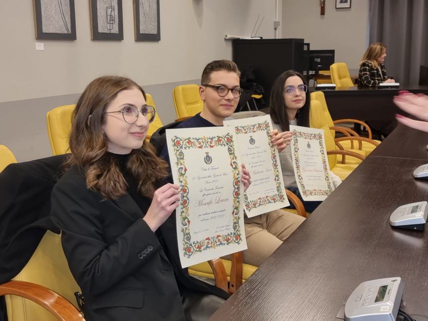 Gente di Mare: premiati gli studenti più meritevoli dell'istituto "Boccardi-Tiberio”