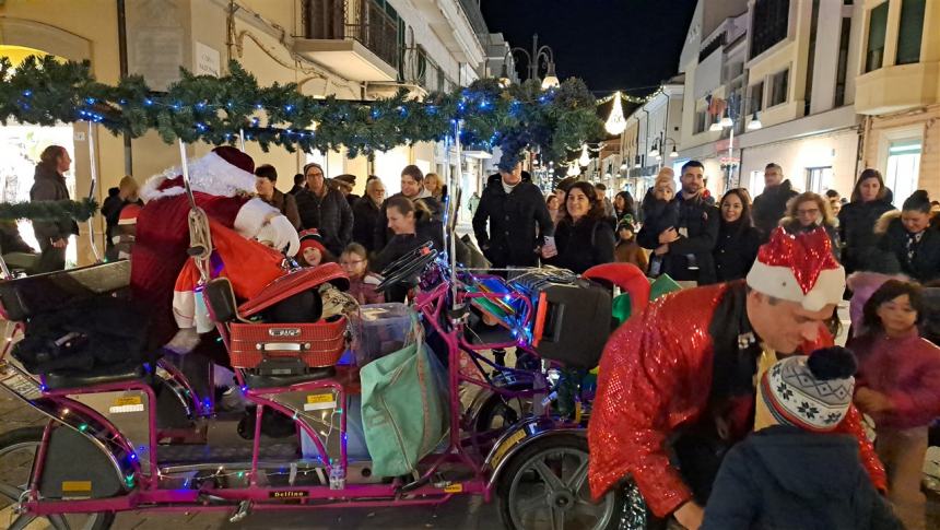 Carovana di Babbo Natale a Termoli 