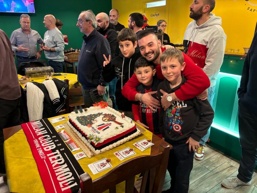 La festa di Natale al Milan club "Carmine D'Angelo"