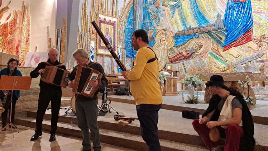 Il concerto dell'Avis alla chiesa di San Timoteo