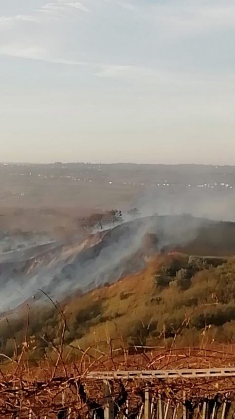 Incendio in località Valle Cena a Cupello: in azione l'elicottero dei Vigili del fuoco
