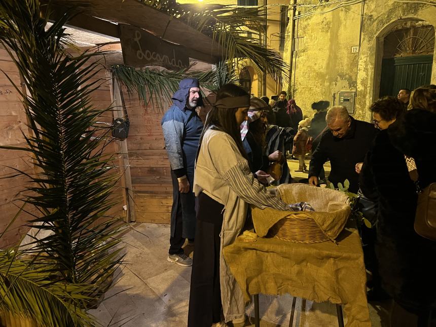 A Vasto appuntamento con la tradizione: boom di presenze al Presepe Vivente