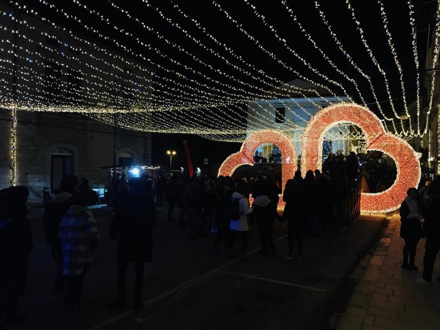 Oltre in 20mila alle Luminarie di Santo Stefano: la notte dei miracoli 