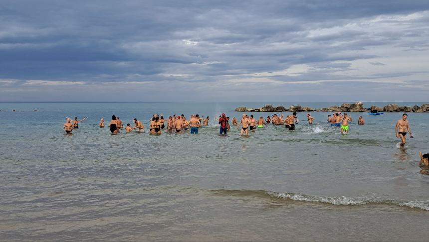 Il tuffo di Capodanno 2024