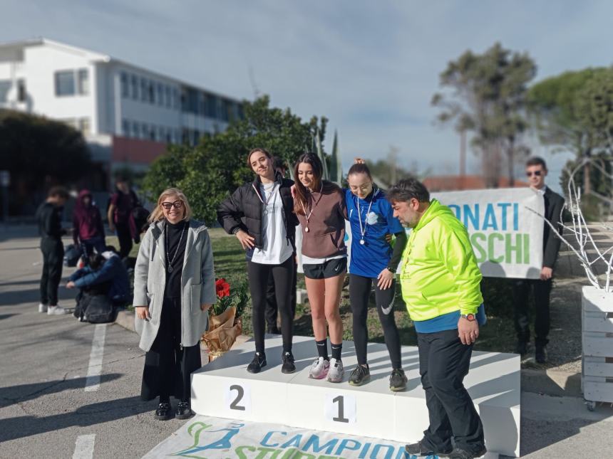 Corsa campestre, record di partecipanti all'istituto Alberghiero