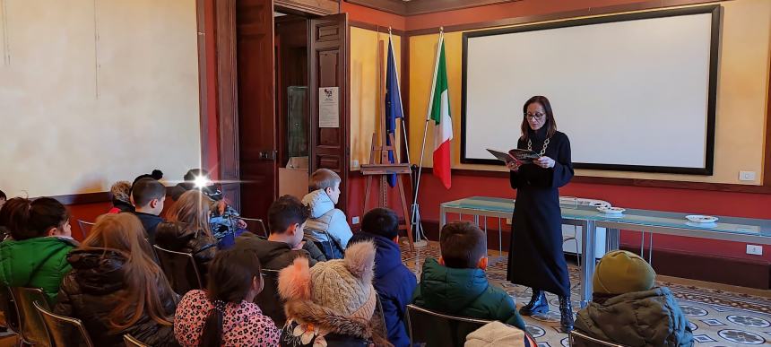 Studenti in visita alla Biblioteca “Ibrahim Kodra” nella “Giornata della Memoria”