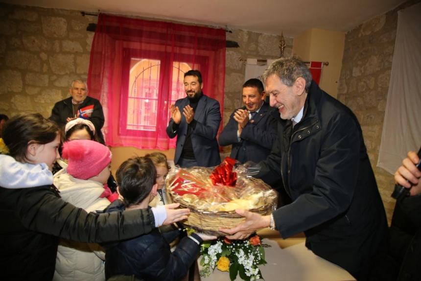 Il presidente Marsilio in visita a Casalanguida, Guilmi e Carpineto Sinello