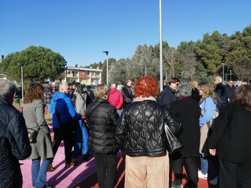 Inaugurato il parco dedicato a Emiliana Colitto: "Il suo nome sussurrato fra queste panchine" 