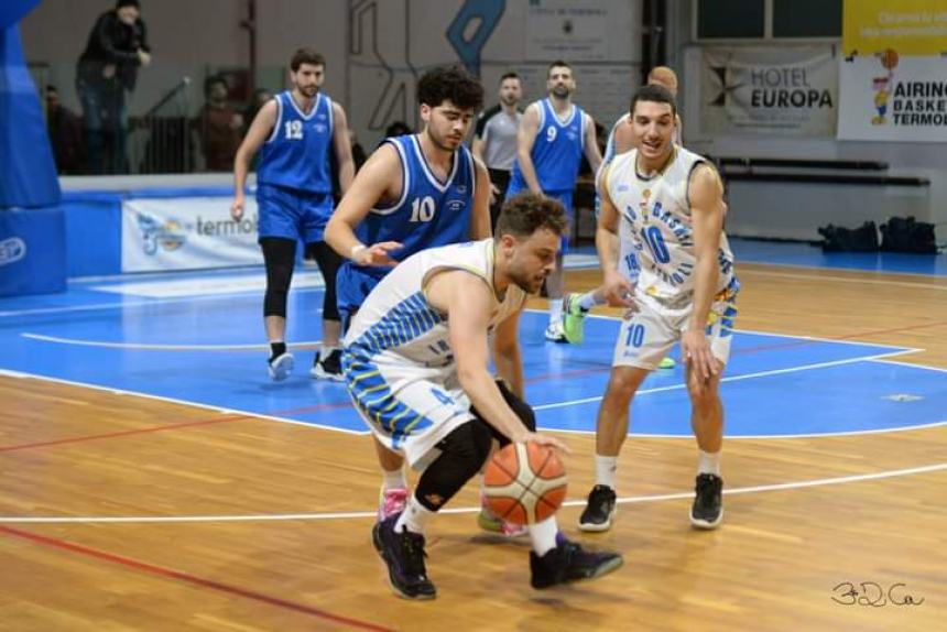 Airino basket Termoli beffata per un punto a Giulianova