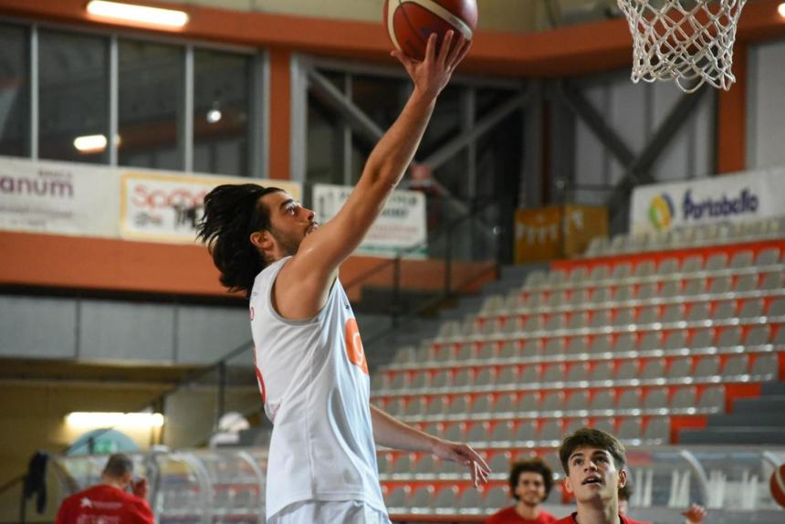 La Vasto Basket sa solo vincere: travolta anche Mosciano