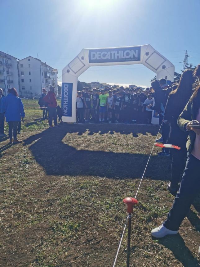 Corsa campestre all'Alberghiero: presenti gli studenti di Montenero