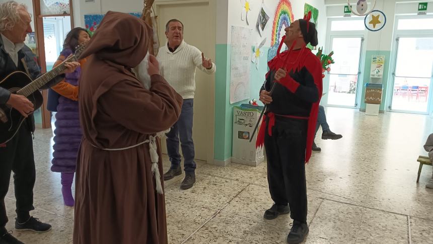 Vasto si prepara a "Lu Sand'Andunie", prima esibizione con i bambini della materna 