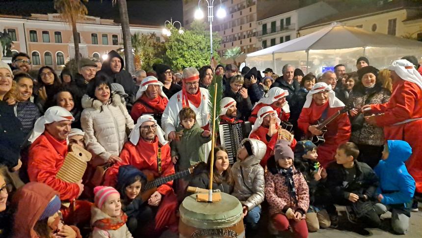 Impazza la tradizione del San Sebastiano, il canto coinvolge adulti e ragazzi