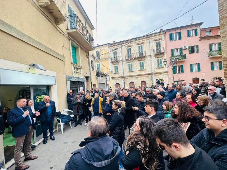 Carla Zinni inaugura il comitato elettorale: “L’Abruzzo deve continuare a crescere”