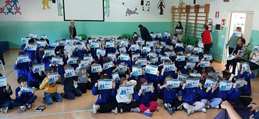 No all'inquinamento: gli alunni della Nuova Direzione Didattica a scuola di "Plastic free" 