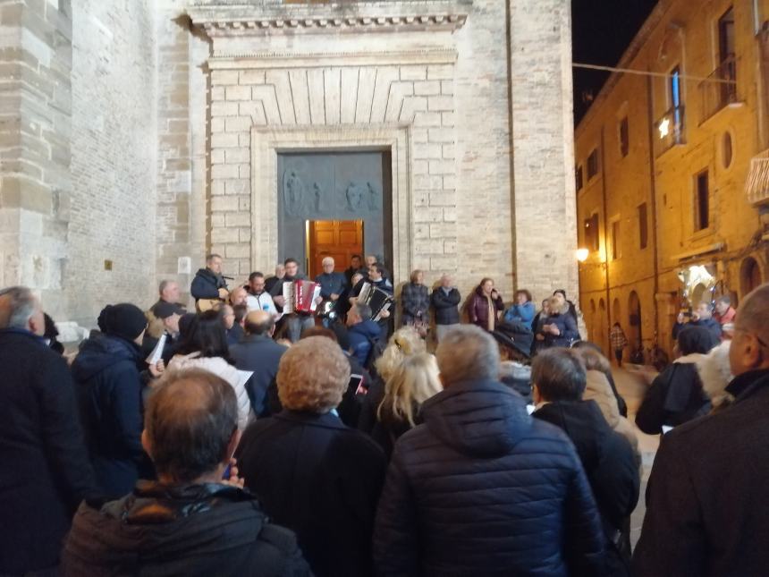 Rinnovata la tradizione dei Canti della Pasquetta a Vasto: 4 gruppi nel centro storico