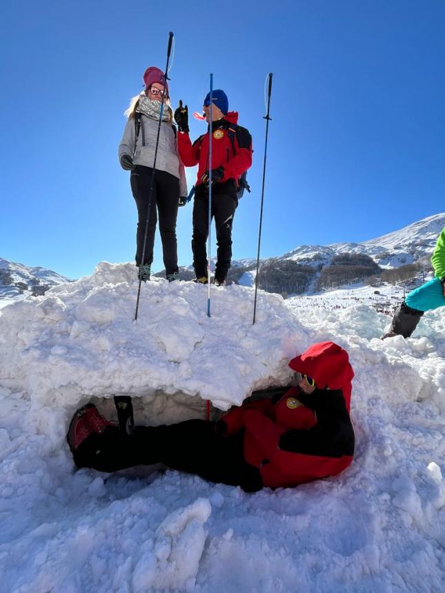 «Sicuri con la neve», il Soccorso Alpino fa prevenzione