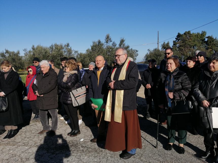 A Pagliarelli onore ai caduti della terra e a Sant'Antonio Abate con la benedizione degli animali 