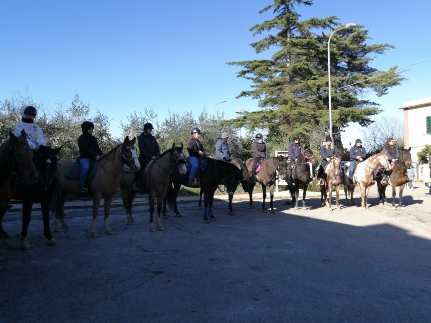 A Pagliarelli onore ai caduti della terra e a Sant'Antonio Abate con la benedizione degli animali 