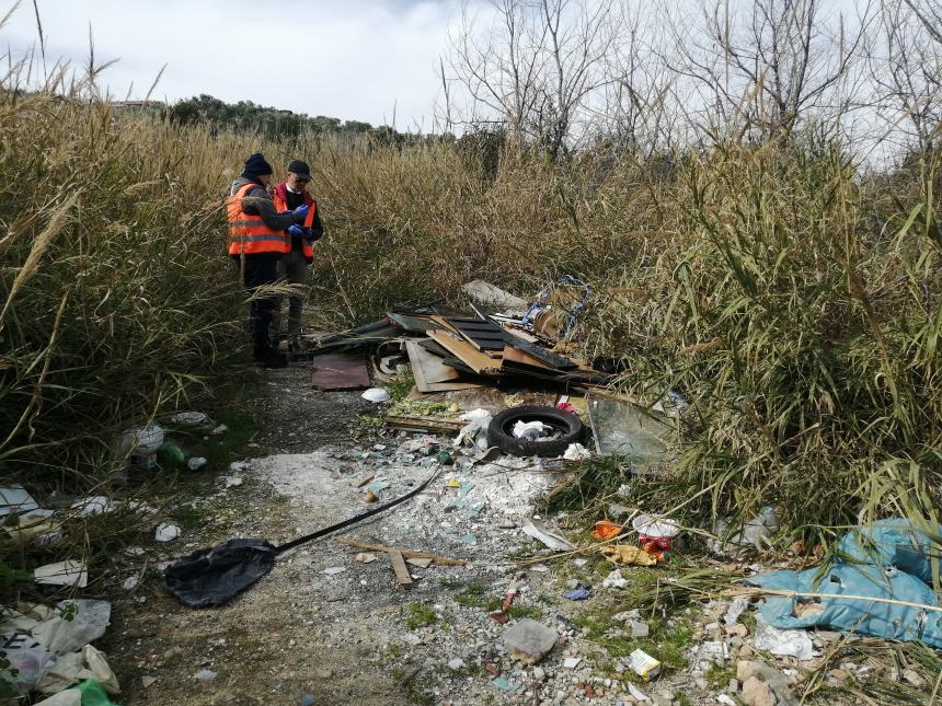 Decine di discariche abusive a Vasto: controlli a tappeto, nell'ultimo mese emessi 15 verbali