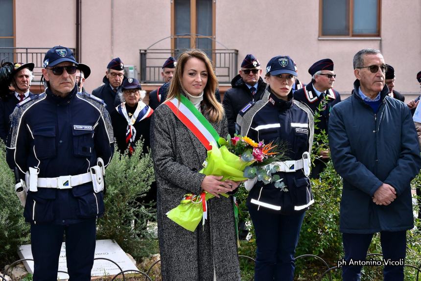 Giornata del Ricordo, omaggio floreale alla lapide a Norma Cossetto