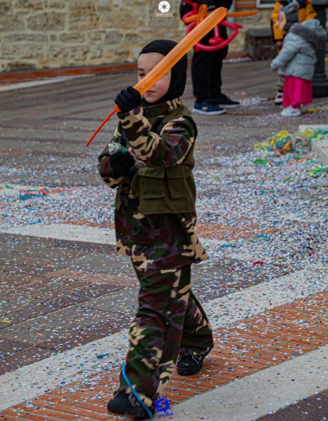 "Carnevale in piazza": Maschere, coriandoli e balli a Fresagrandinaria e Roccaspinalveti 