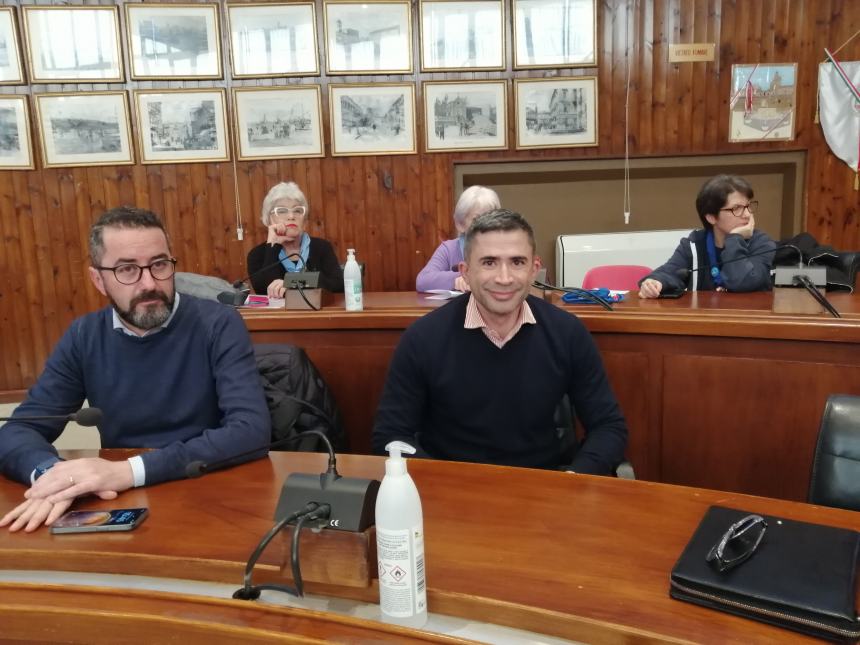 Via Verde a rischio chioschi permanenti: “Per salvaguardare la costa manifestazione e ricorso”