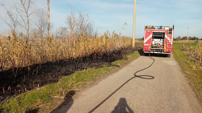 Vigili del fuoco impegnati a Campomarino