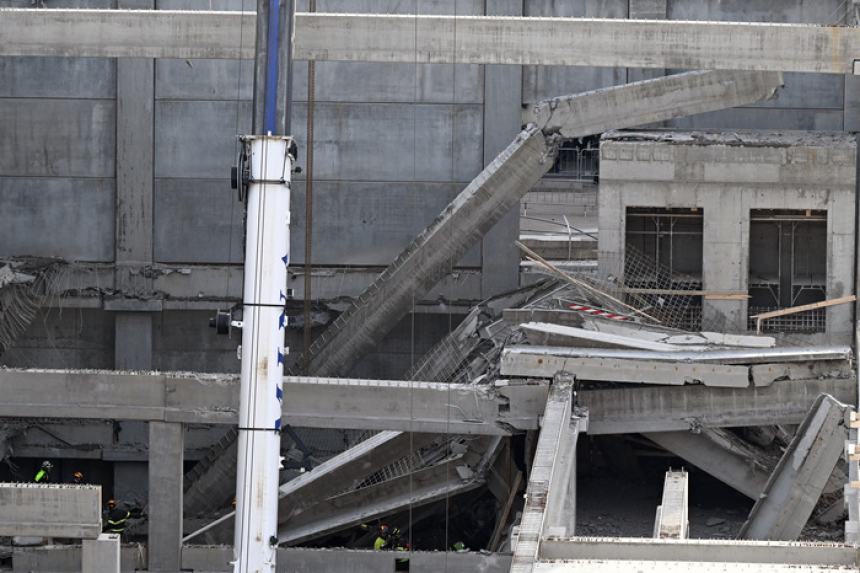 Crolla cantiere di un supermercato a Firenze: tra le vittime un abruzzese