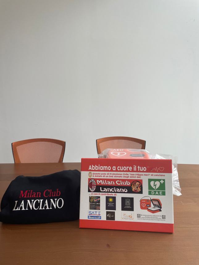 Nuovo defibrillatore alla protezione civile “S. Filippo Neri”  dal  Milan Club di Lanciano 