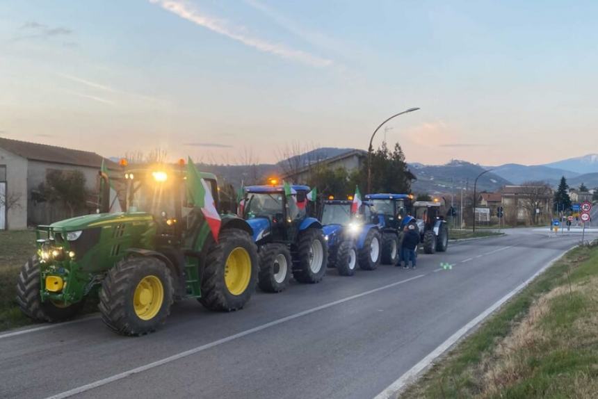 Protesta trattori in Val di Sangro, in 200 a Lanciano