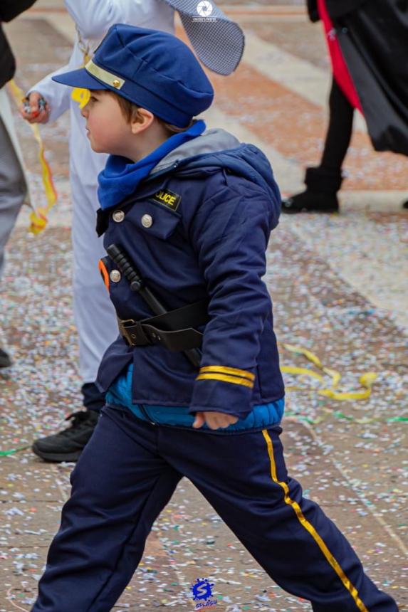 "Carnevale in piazza": Maschere, coriandoli e balli a Fresagrandinaria e Roccaspinalveti 