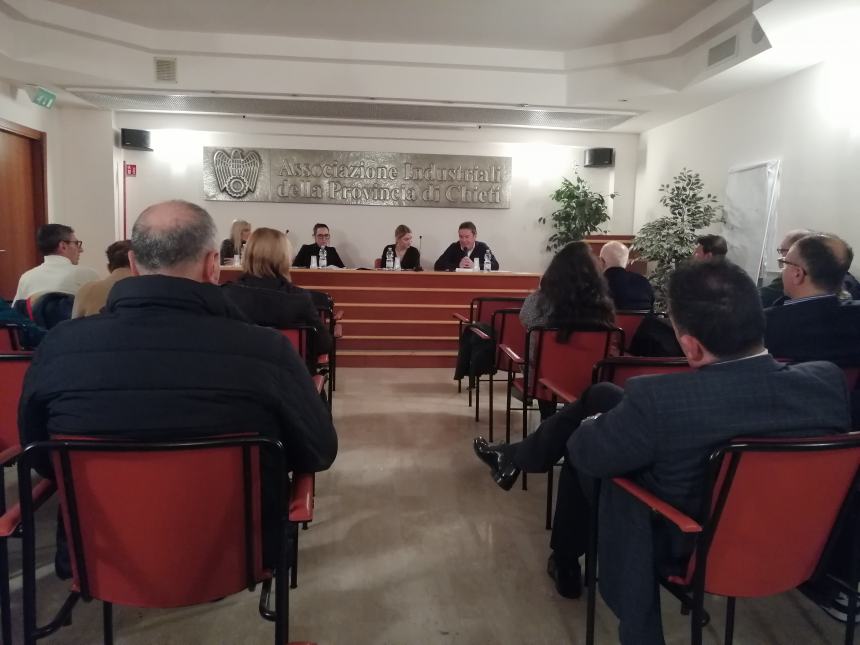 Burocrazia, servizi e infrastrutture: confronto tra Assovasto e candidati alla Regione