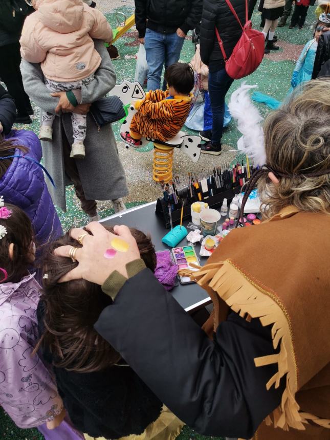 Bimbi in festa al "Parco della Convivialità" per il Carnevale casalese
