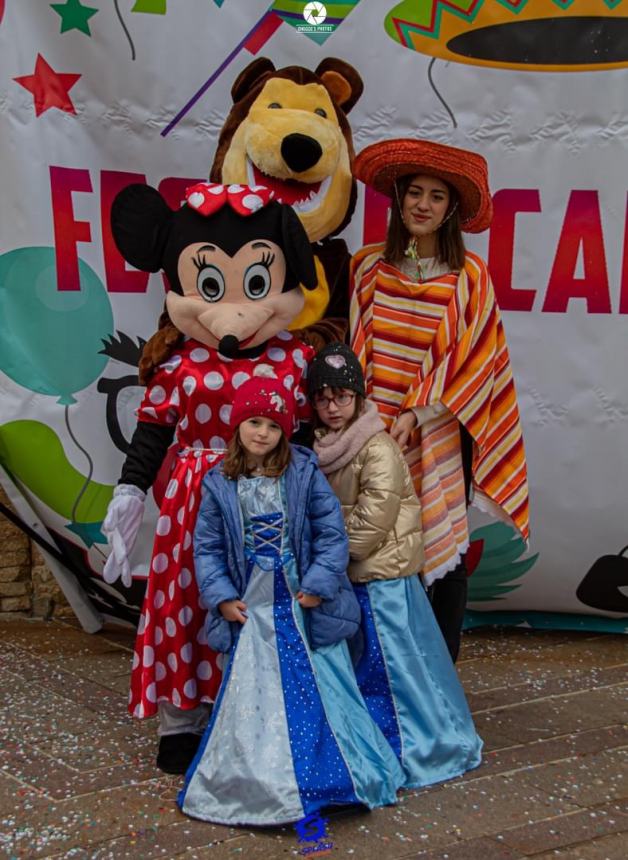 "Carnevale in piazza": Maschere, coriandoli e balli a Fresagrandinaria e Roccaspinalveti 